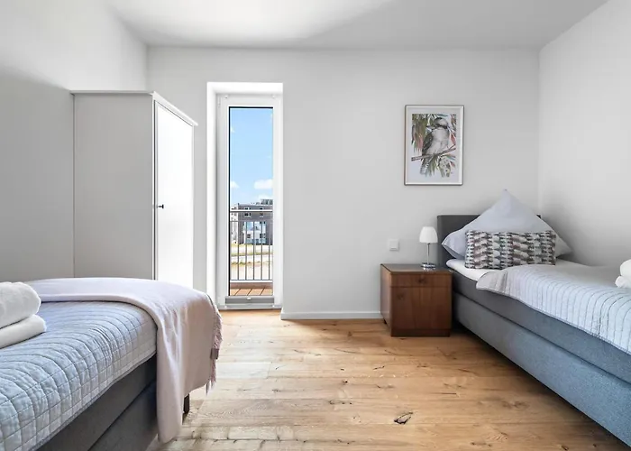 Rosebud Bay オルペニッツ