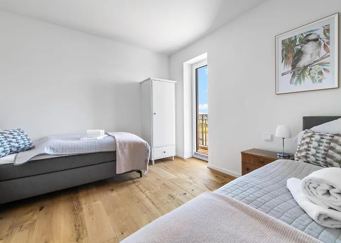 Rosebud Bay オルペニッツ